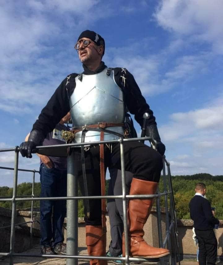 Burgvogt auf dem Bergfried