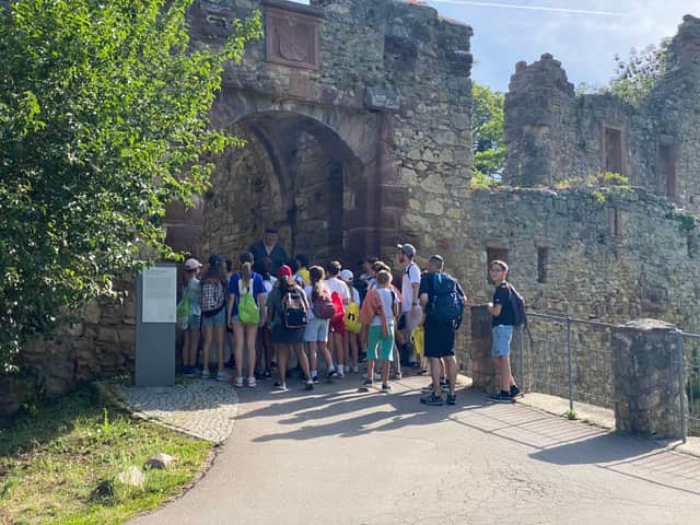 Schulklasse am Südtor