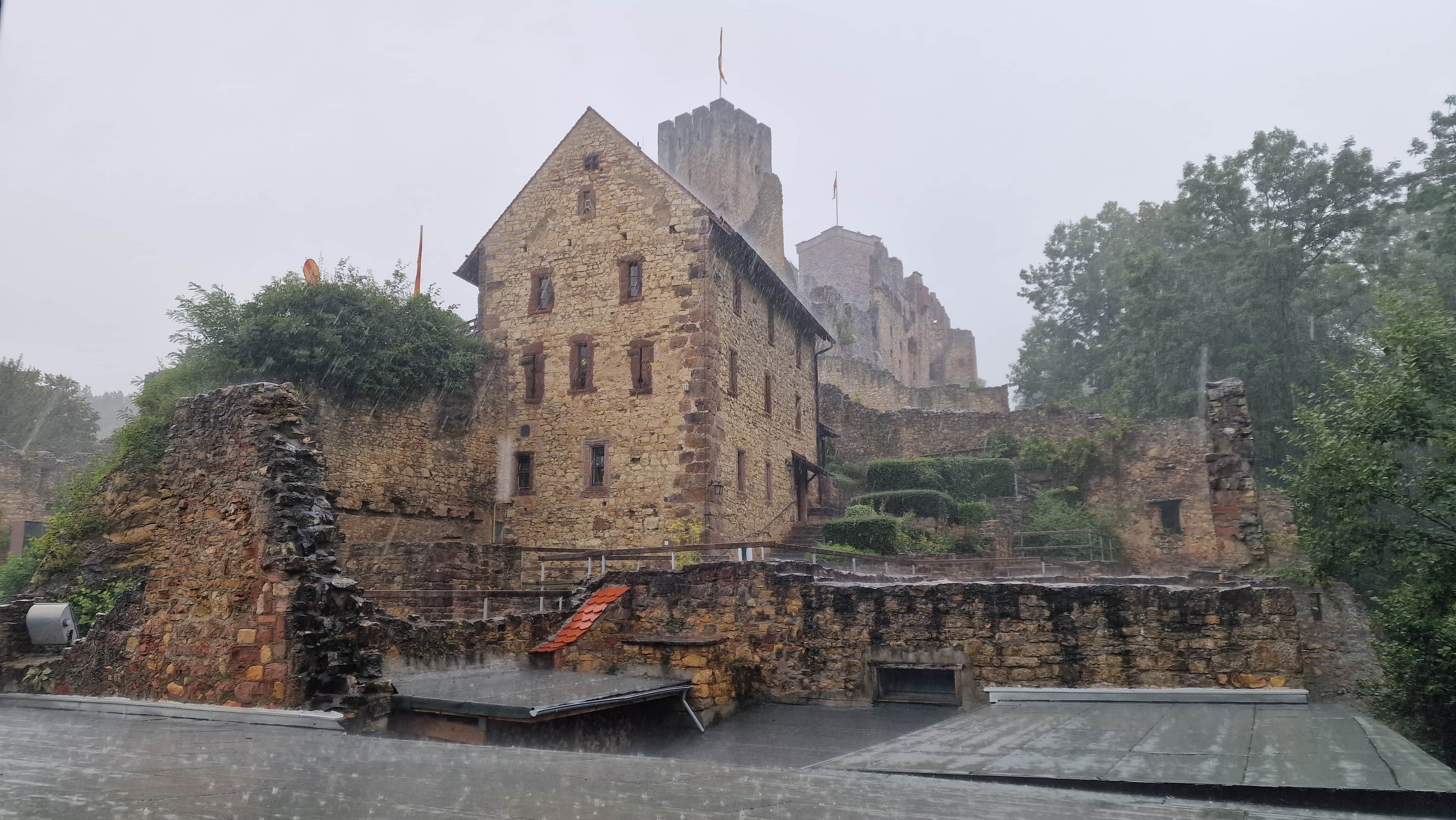 Blick auf Oberburg vom Werksgebäude aus