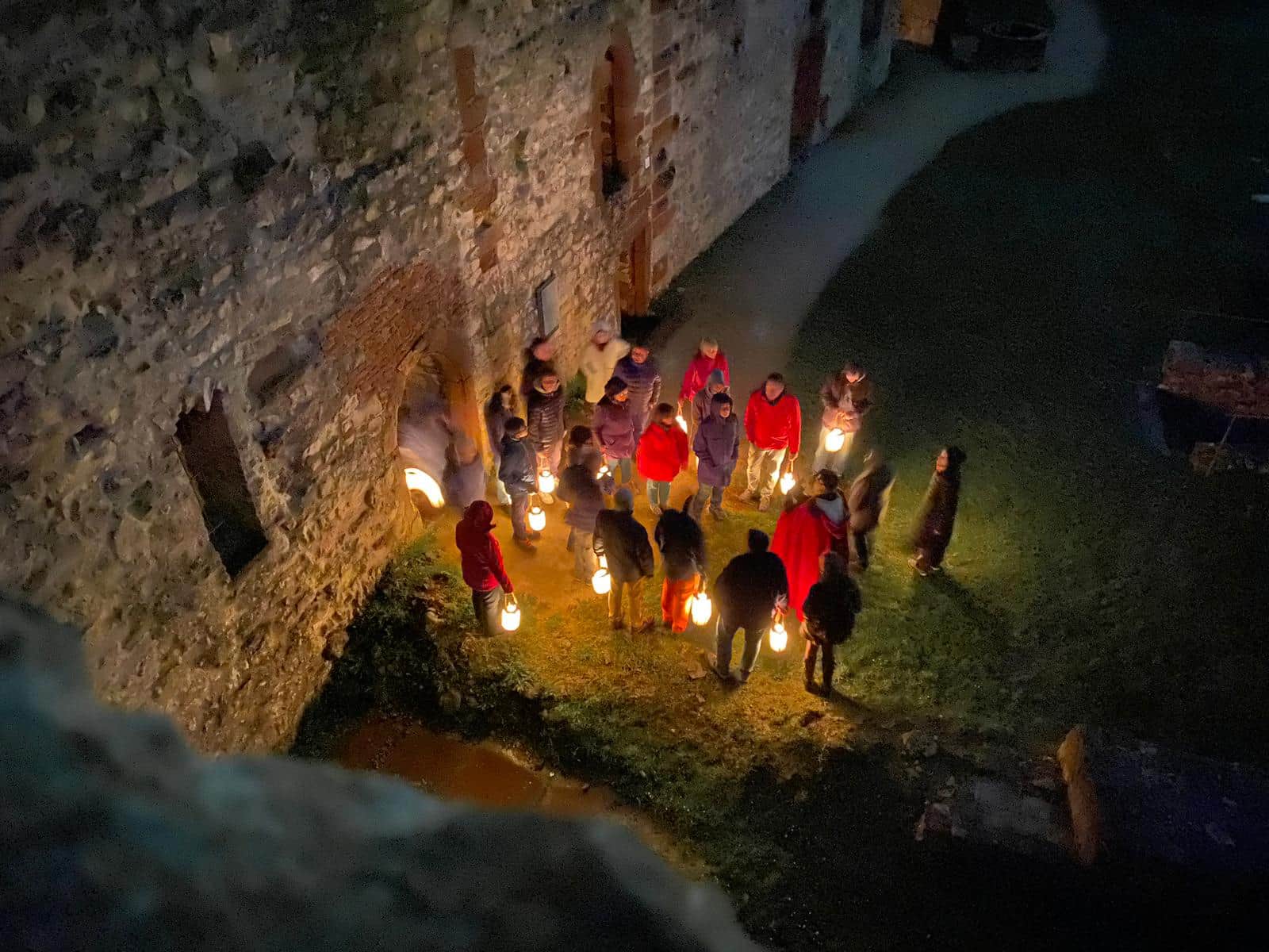 Erklärung vor dem Wappen Marie de Savoyn